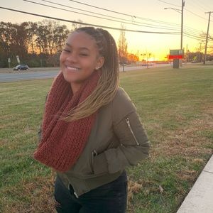 Meet your Posher, Gabrielle